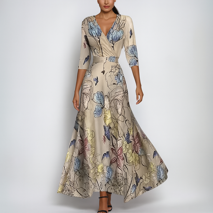 Bohemian maxi dress with V-neck – summer ready