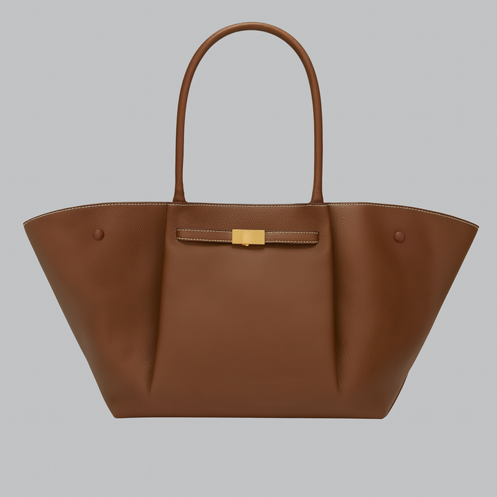 Luxurious shoulder bag with gold details