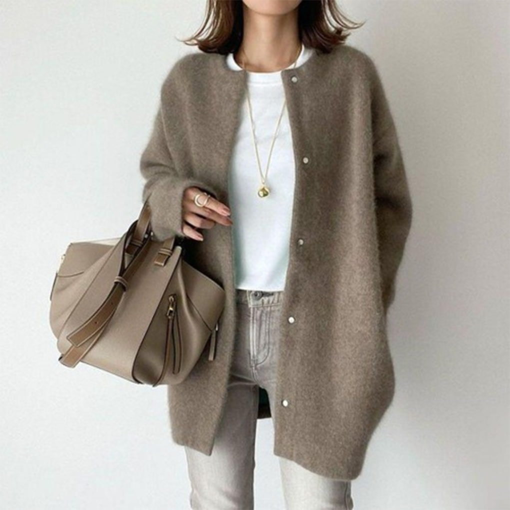Refined cardigan with style