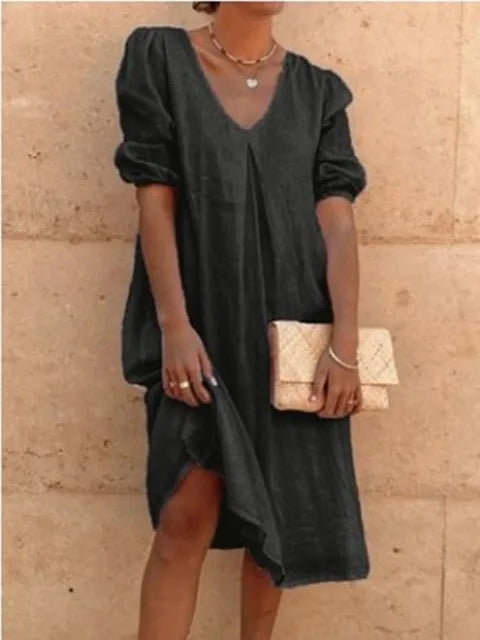 Elegant and Relaxed Midi Dress with Flattering Silhouette