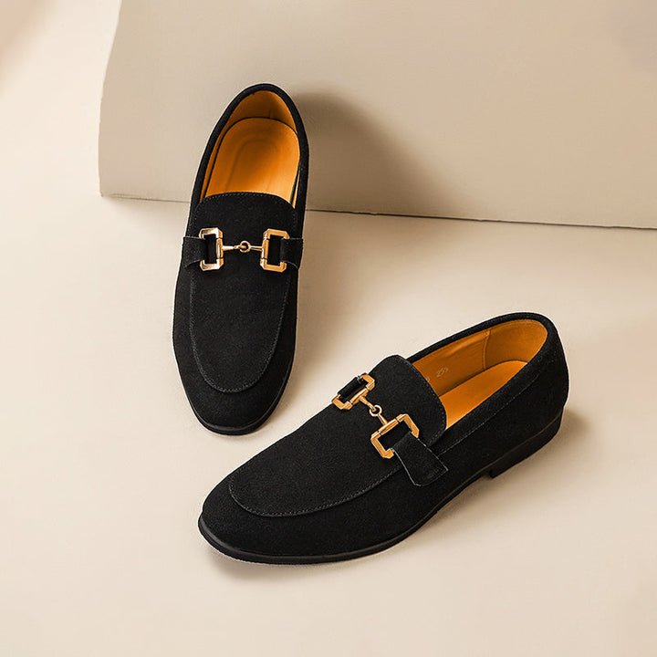 Elegant men's loafers in suede leather with horsebit detail