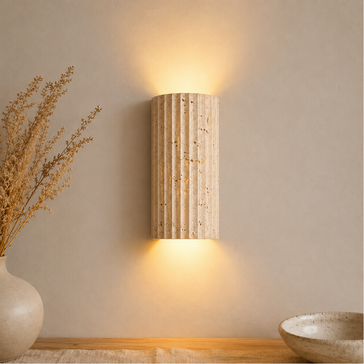 Vegglampe i naturstein
