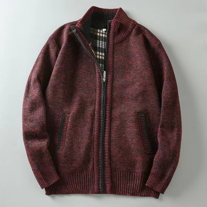 Knitted men's sweater with zipper for warmth and style