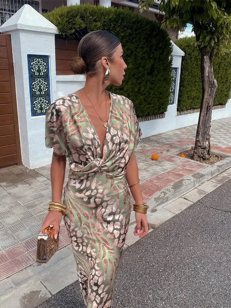 Elegant wrap dress with satin finish
