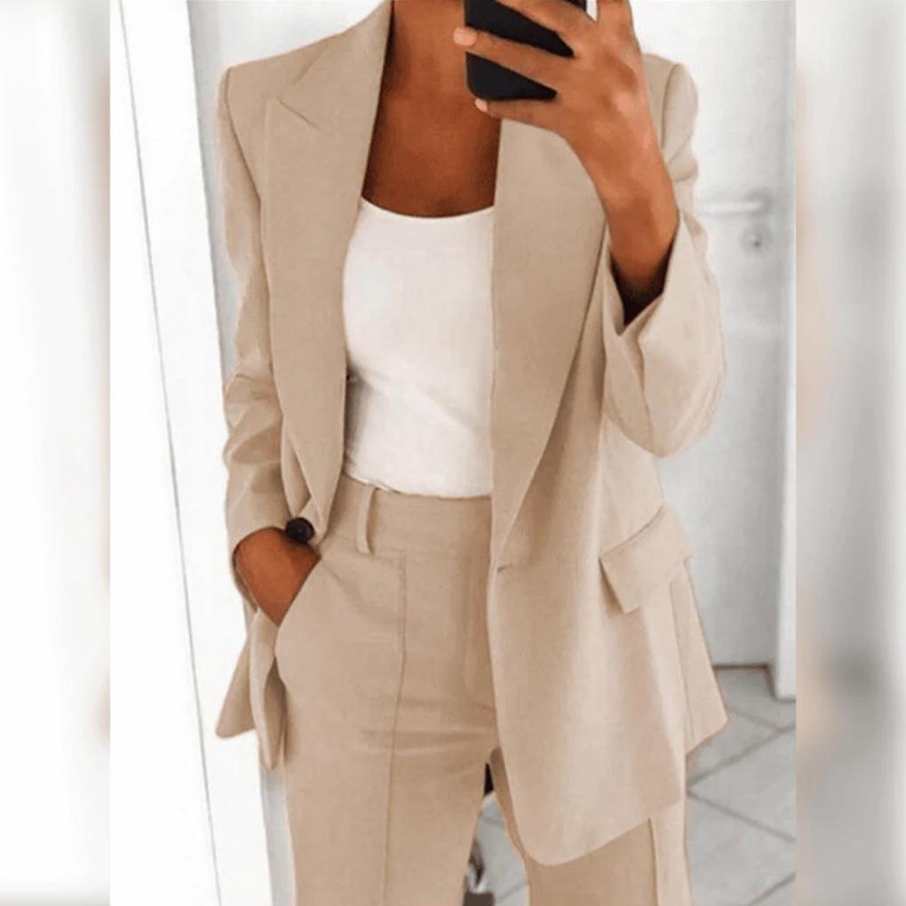 Elegant todelt dressett for damer – Polert sett for formelle antrekk