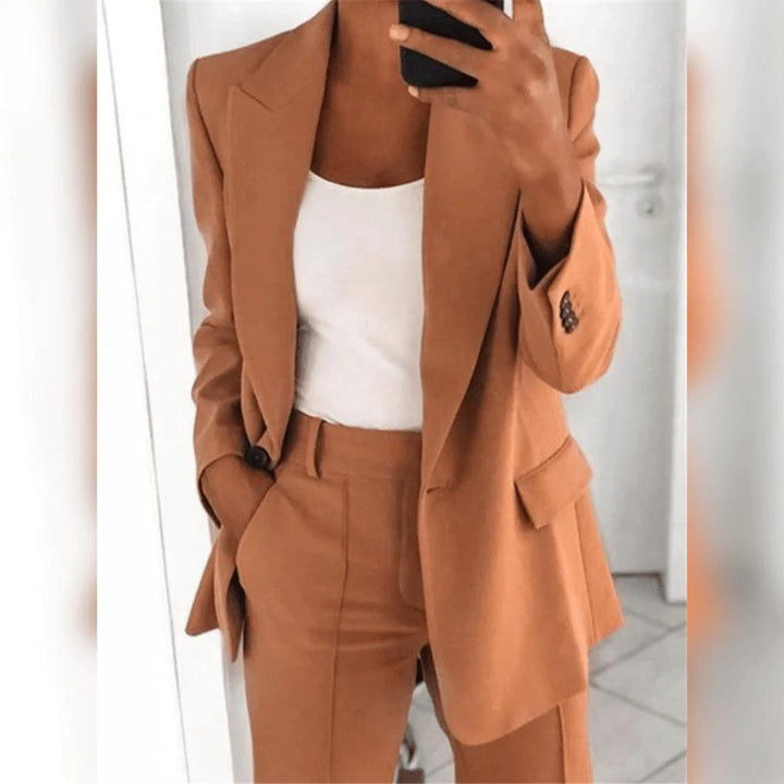 Elegant todelt dressett for damer – Polert sett for formelle antrekk