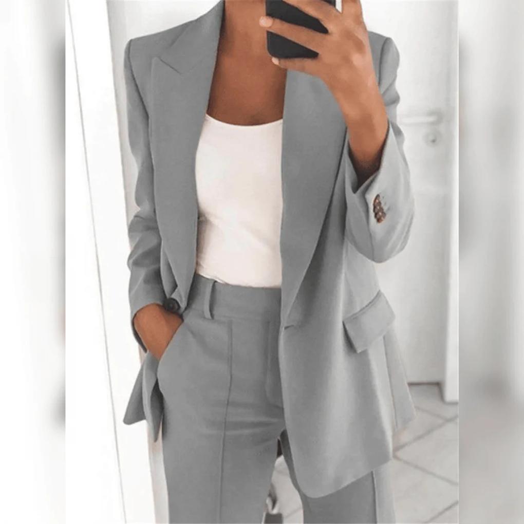 Elegant todelt dressett for damer – Polert sett for formelle antrekk