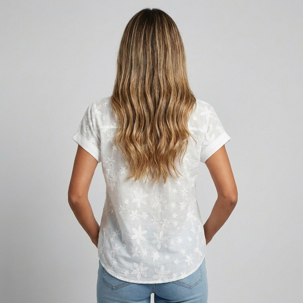 Kortermet bluse med blomsterprint til dame