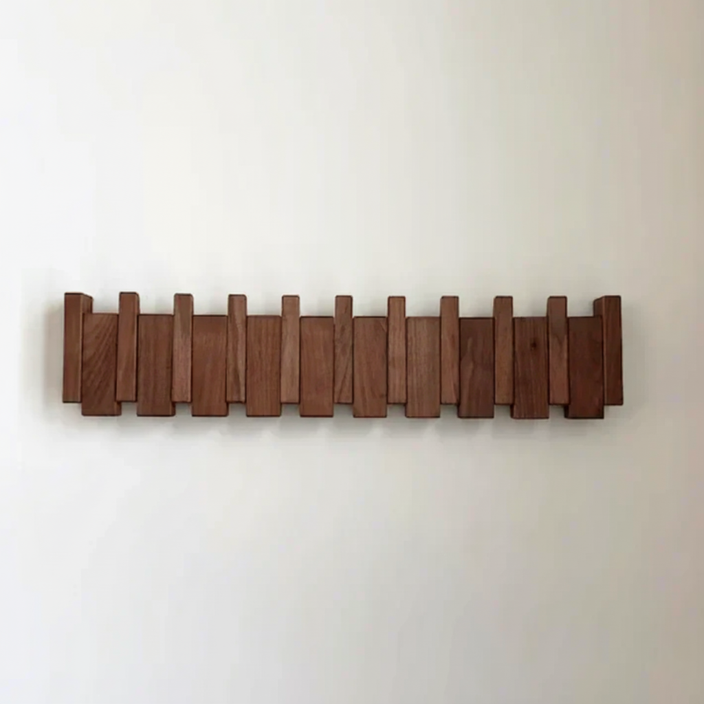 Kleshenger-piano HarmonyCoat – Kreativ Klesknagg i Tre for Gang og Entré