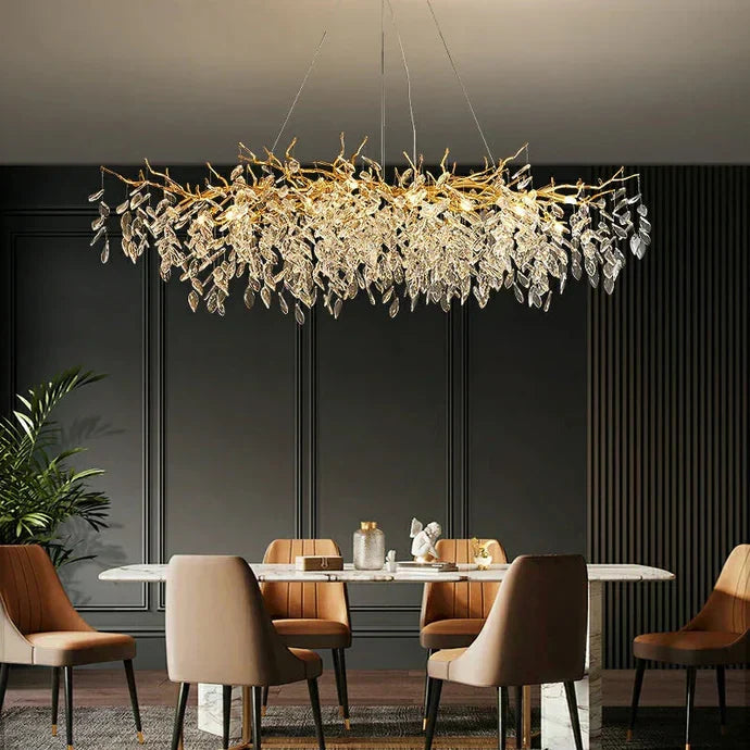 Elegant Grenlysekrone – Moderne Hengelampe i Krystall