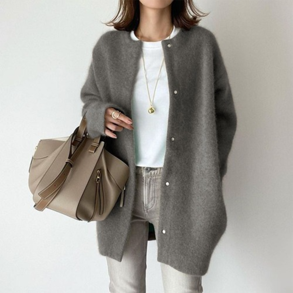 Refined cardigan with style