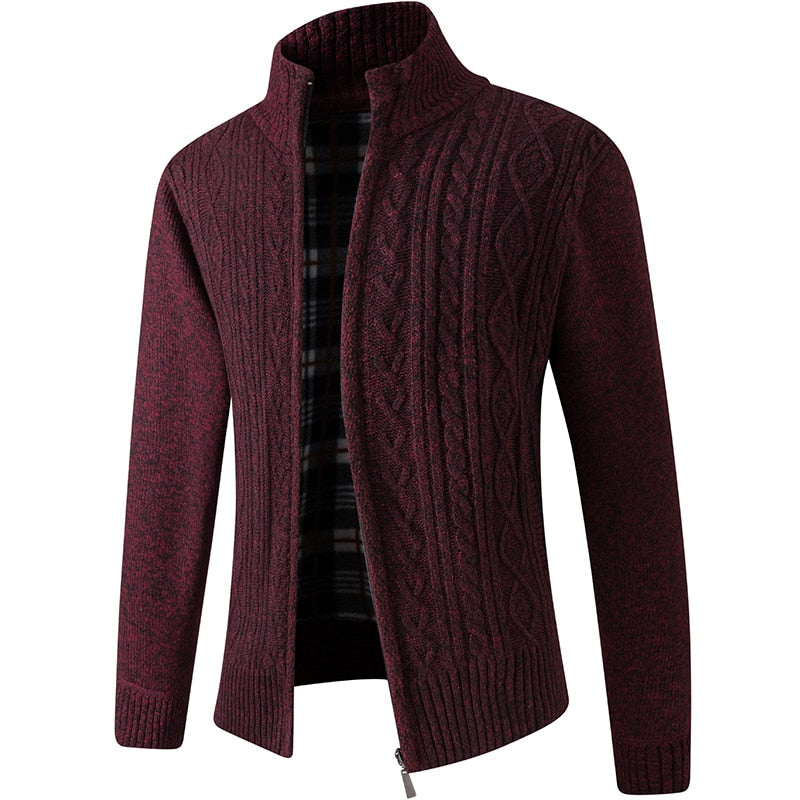 Knitted men's sweater with zipper for warmth and style