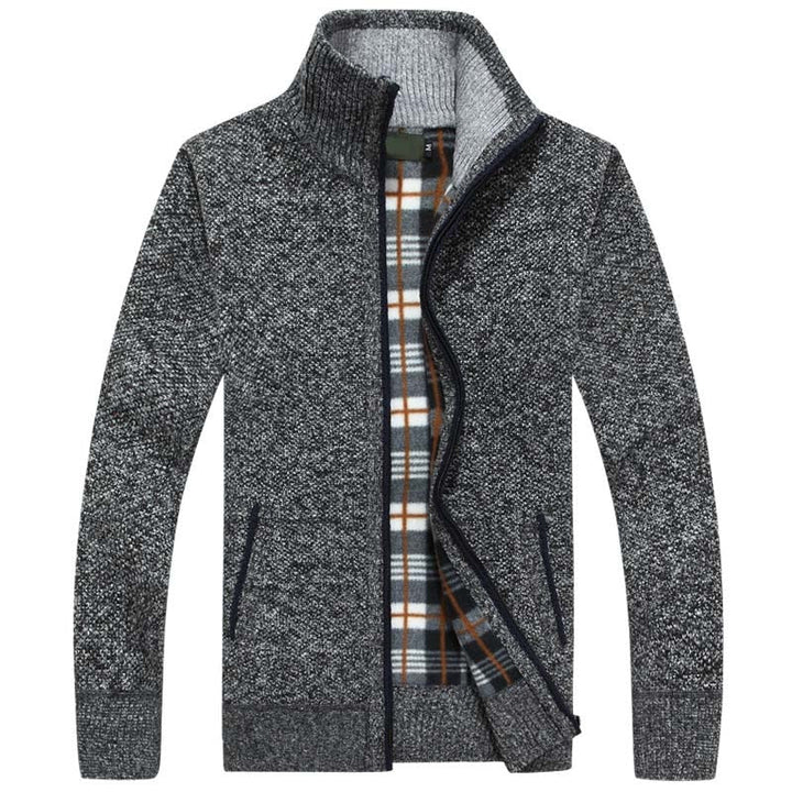 Knitted men's sweater with zipper for warmth and style