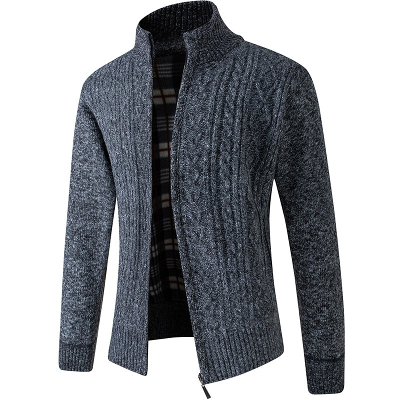 Knitted men's sweater with zipper for warmth and style