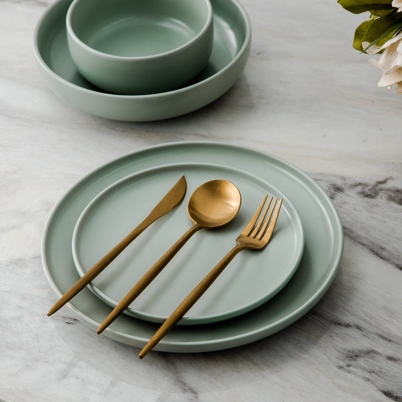 Minimalistisk bestikk til moderne bord - PureSet