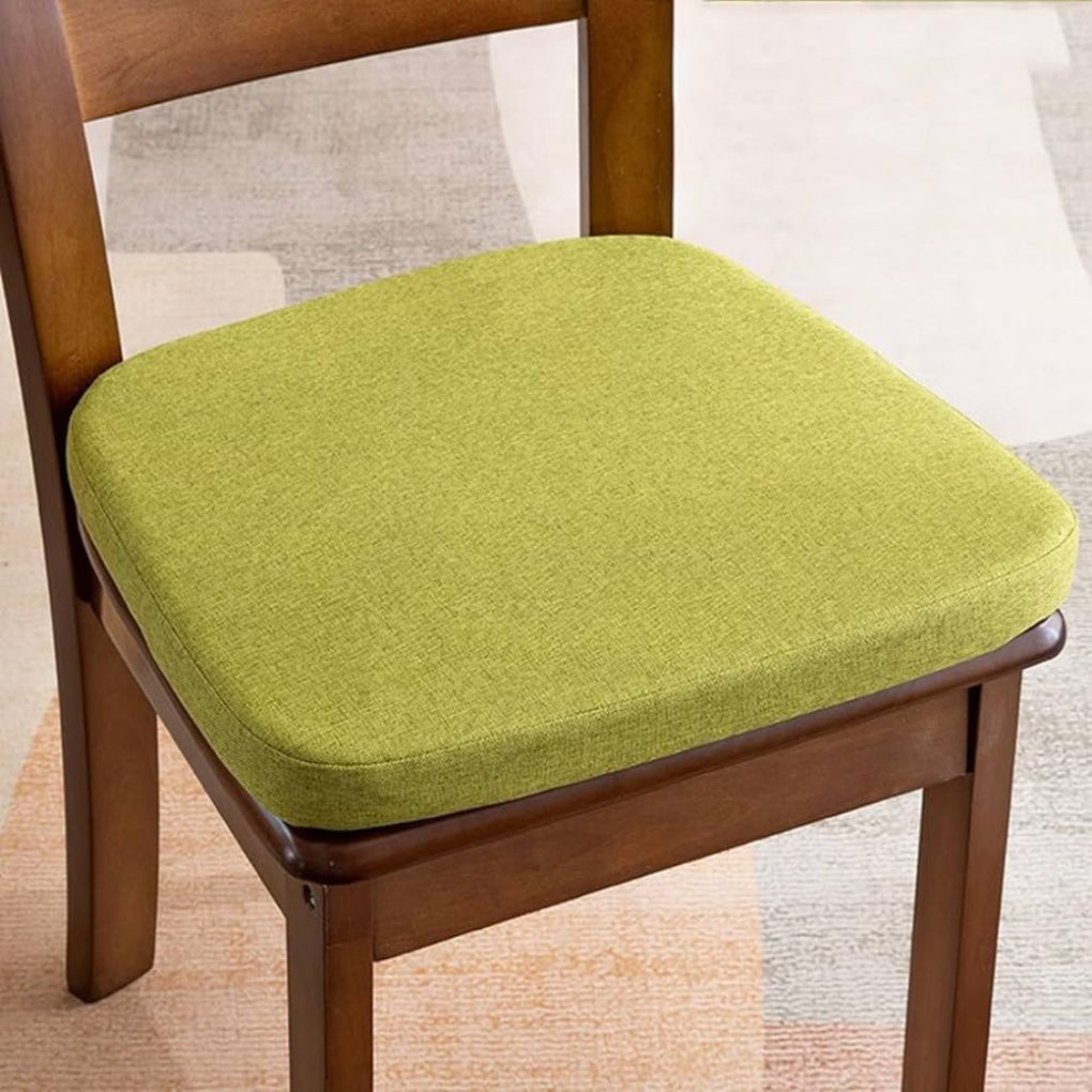 Ergonomic seat cushion in cotton and sponge