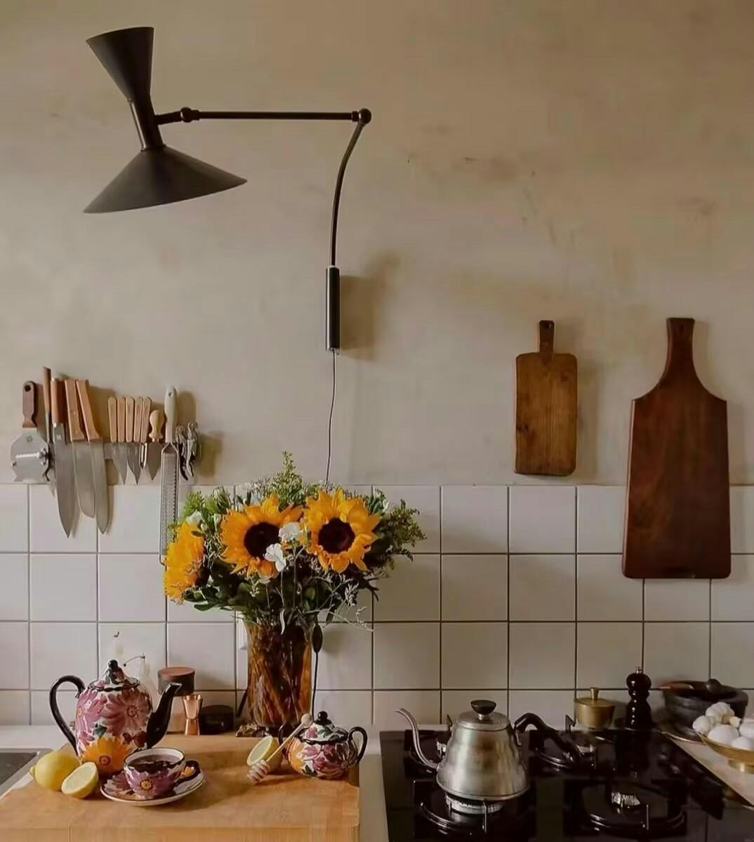 Justerbar Lustra Marseille Vegglampe