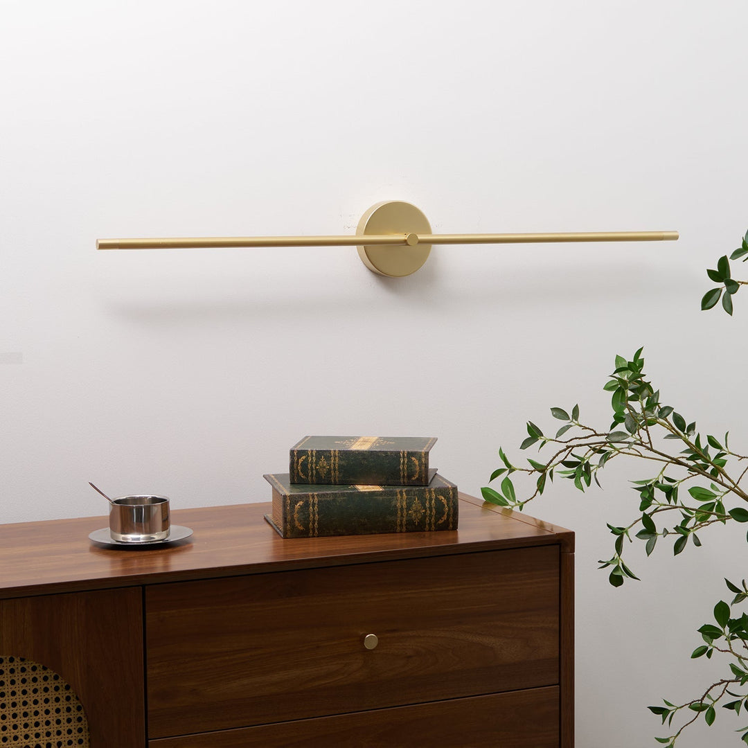 Minimalistisk lineær vegglampe med to armer i moderne stil