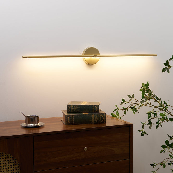 Minimalistisk lineær vegglampe med to armer i moderne stil
