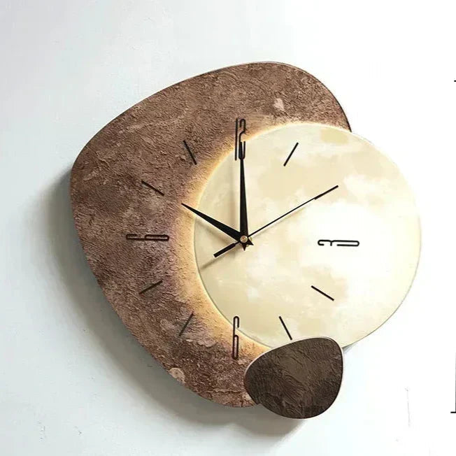 Moderne Veggklokke med Unikt Design