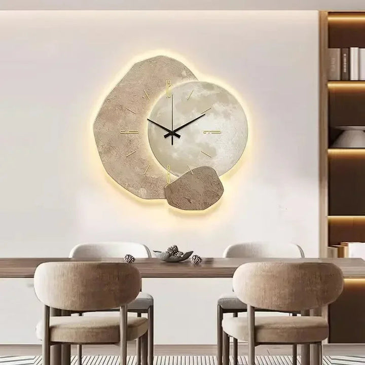 Moderne Veggklokke med Unikt Design