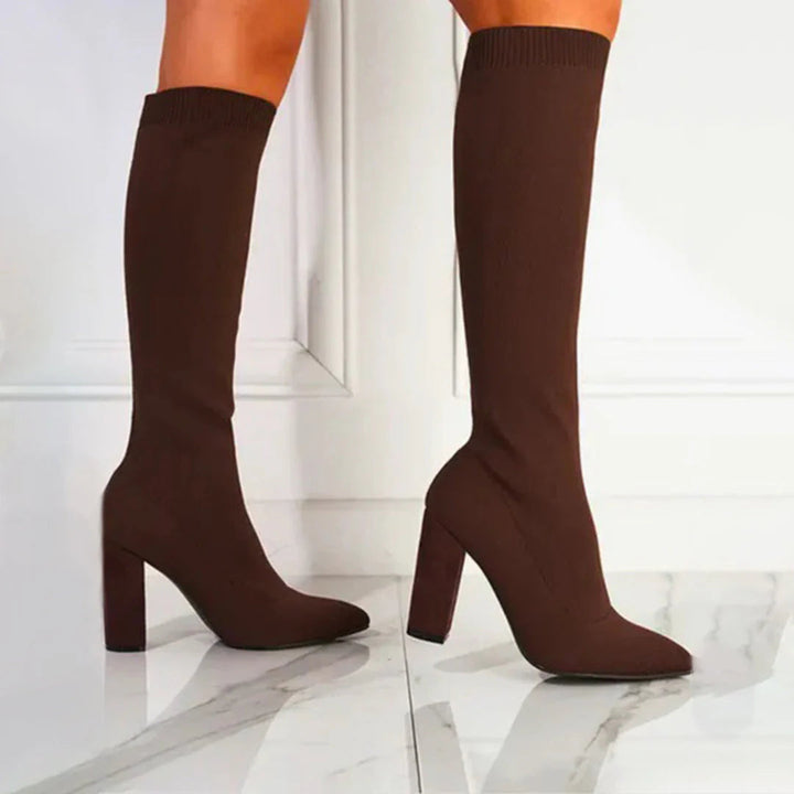 Knee-high stretch boots for women
Effortless elegance with everyday comfort