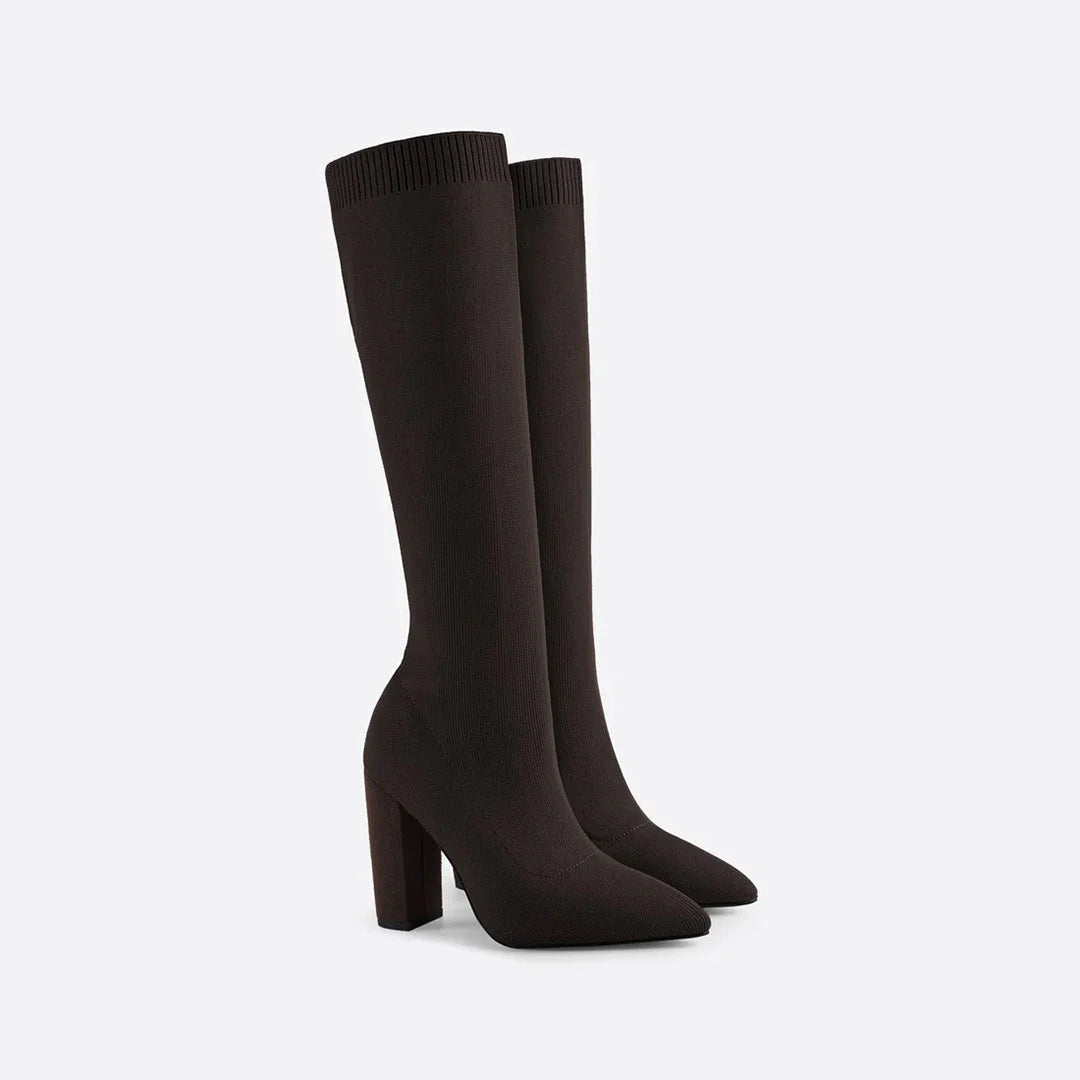 Knee-high stretch boots for women
Effortless elegance with everyday comfort