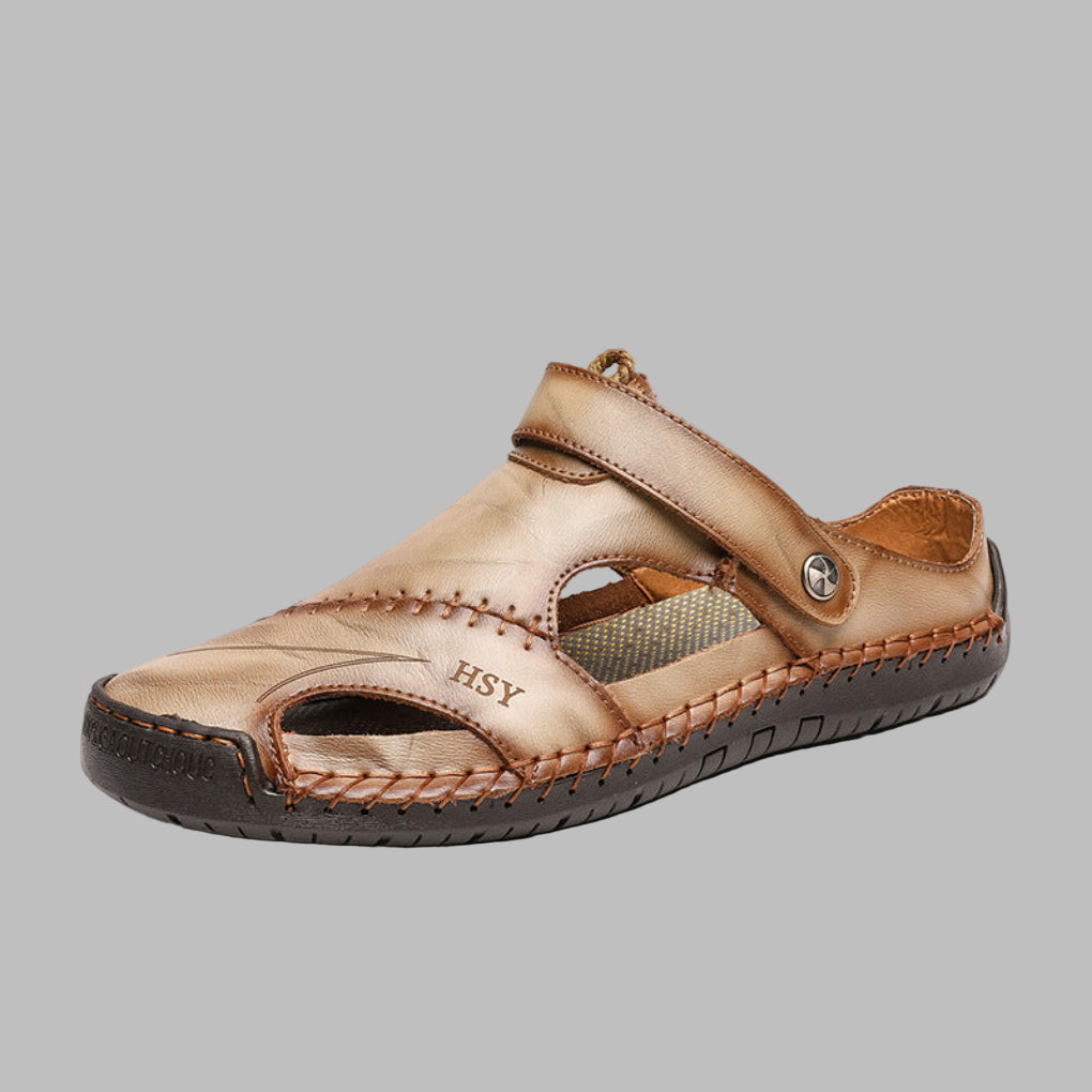 Men's comfort sandals in leather Comfort for summer adventures