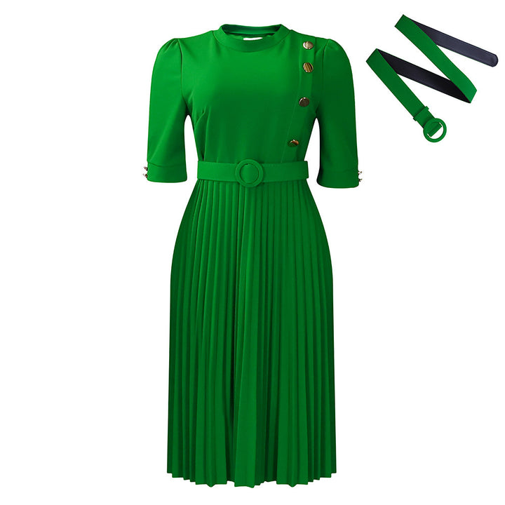 Plissert, uanstrengt kjole med V-hals