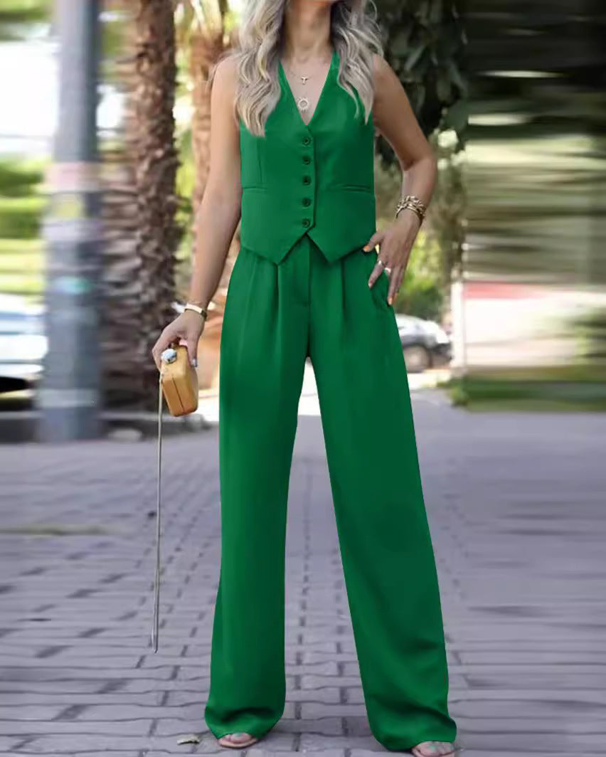 Elegant sleeveless blazer set for women