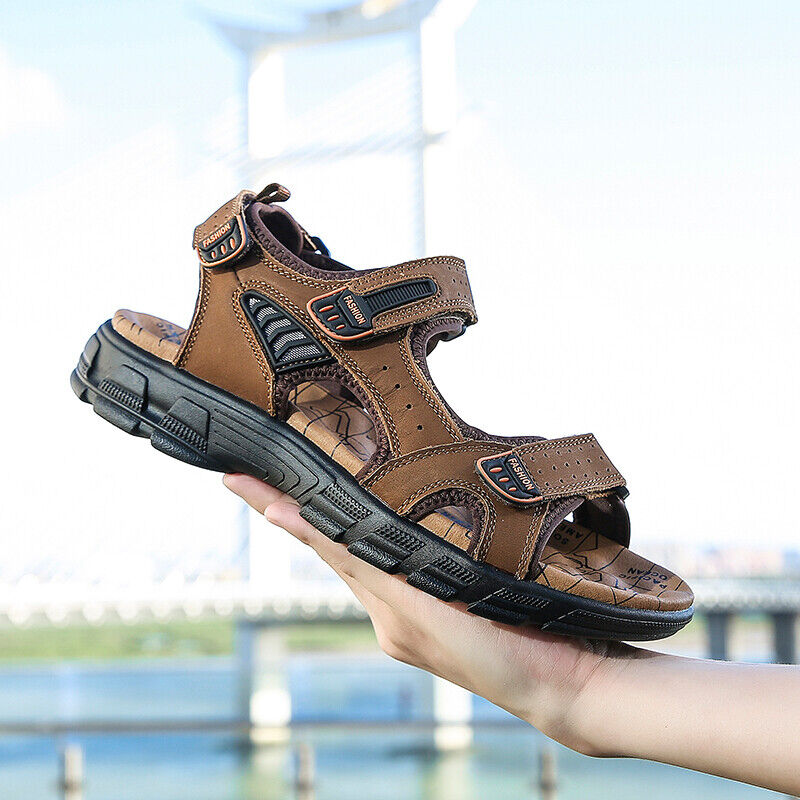 Sandal med åpen tå og borrelåslukkinger - Jeffrey