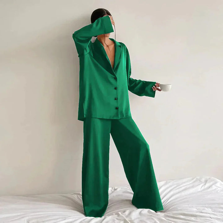 Damenset aus Satin mit Loungewear