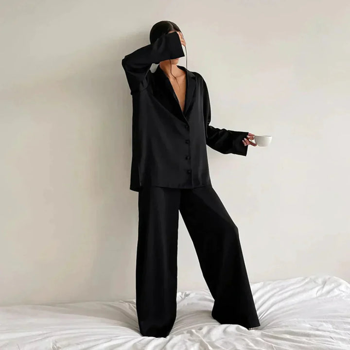 Damenset aus Satin mit Loungewear