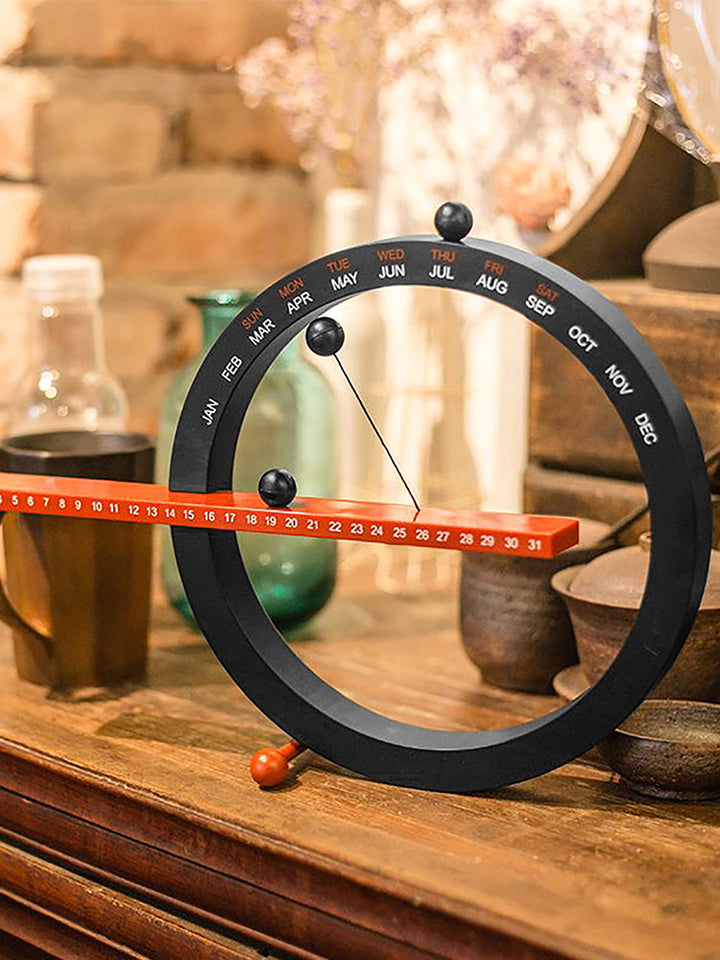 Lydløs magnetisk evighetskalender – Calméon