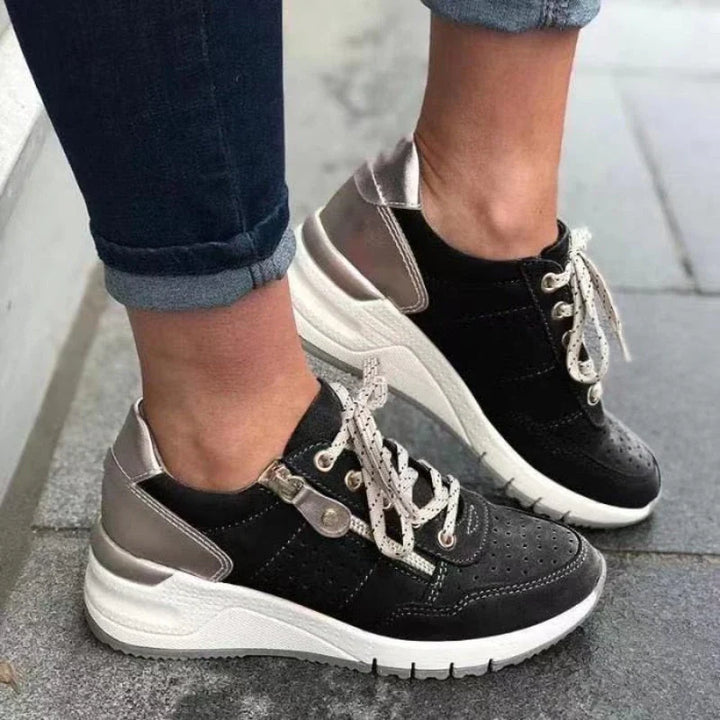 Orthopedic hiking shoes for women