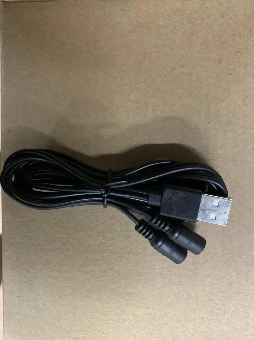 Oppvarmede innleggssåler med USB og karbonfibervarme