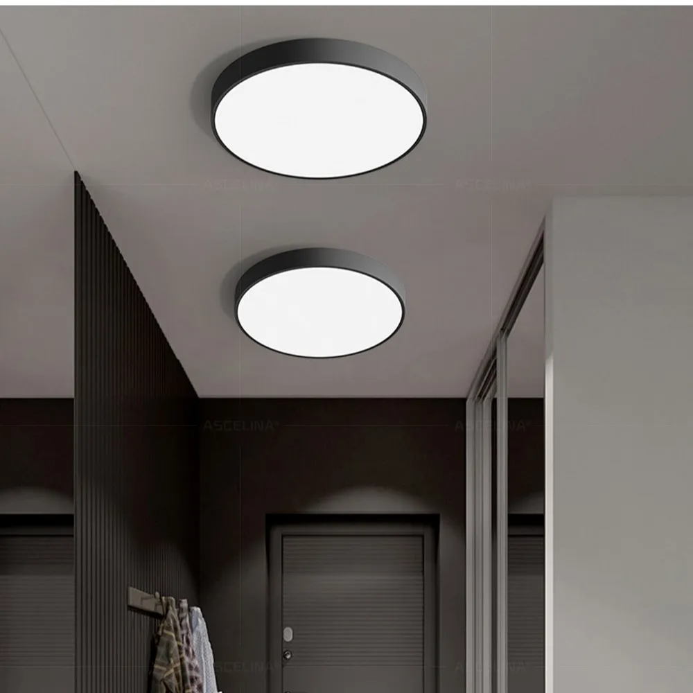 Rund LED-taklampe med metallramme