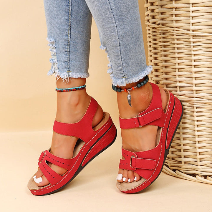 Comfortable everyday shoes for casual outfits
