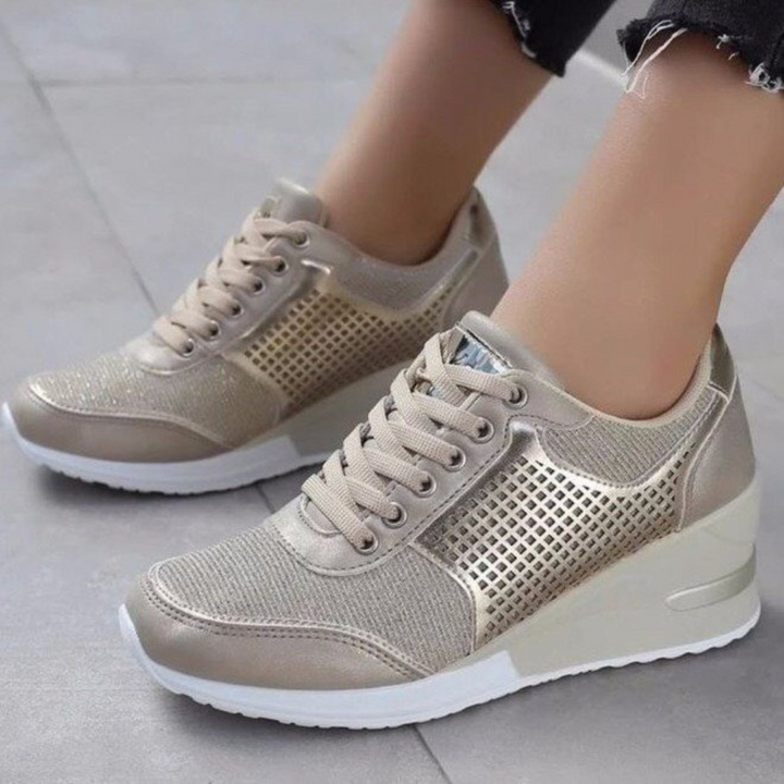 Stilrene Sneakers med Kilehæl for Damer