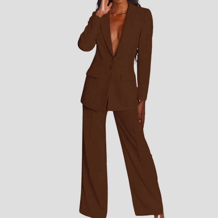 Blazer and pants set for women