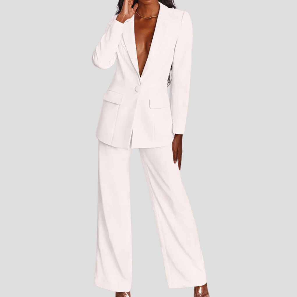Blazer and pants set for women