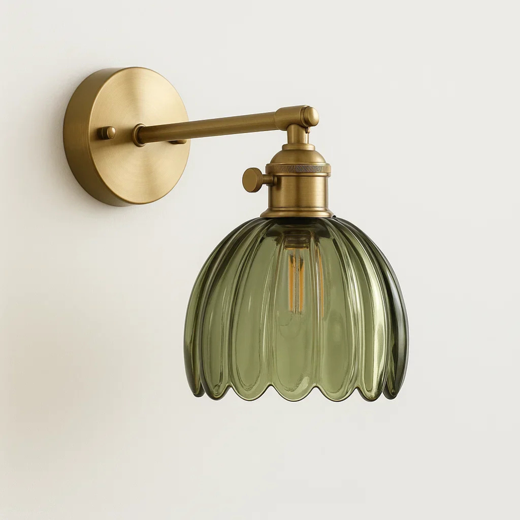Retro vegglampe – tulipandesign i glass for elegant belysning