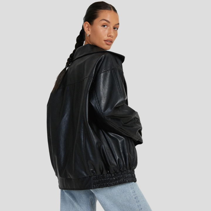 Loose jacket for women – Casual layering with edge