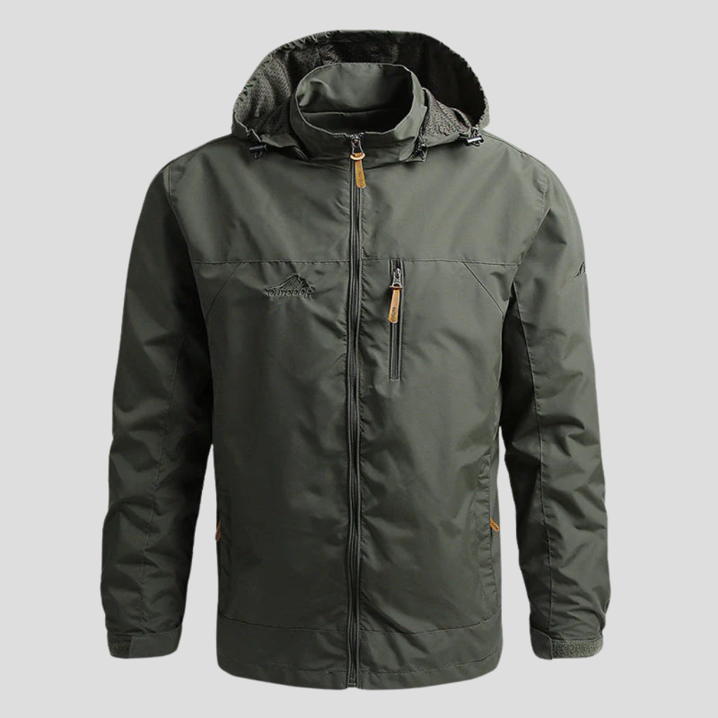Softshell jacket for men – winter-ready design with outdoor features
