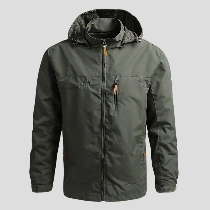 Softshell jacket for men – winter-ready design with outdoor features