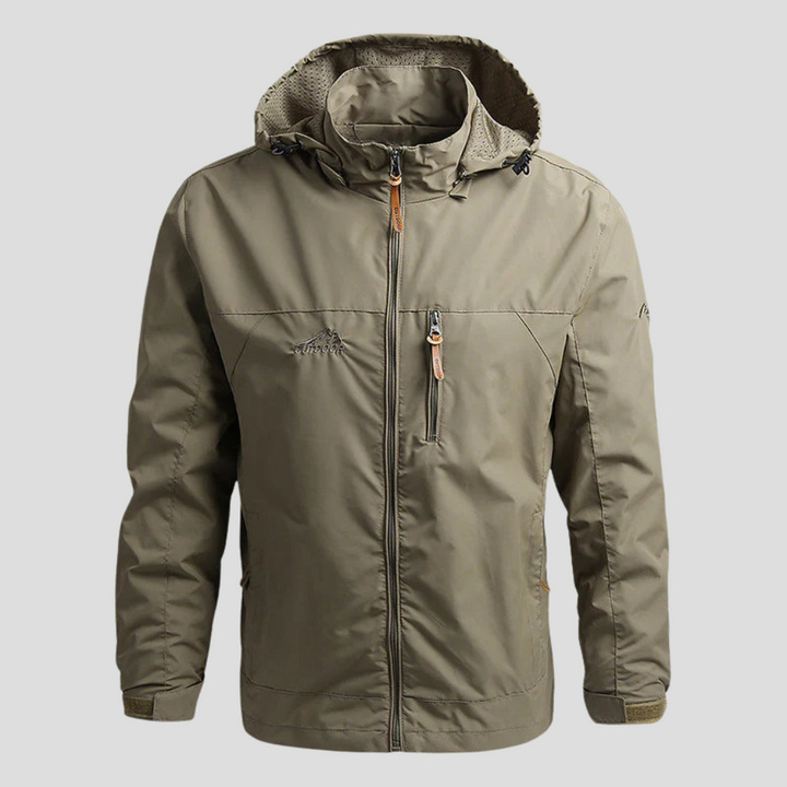 Softshell jacket for men – winter-ready design with outdoor features