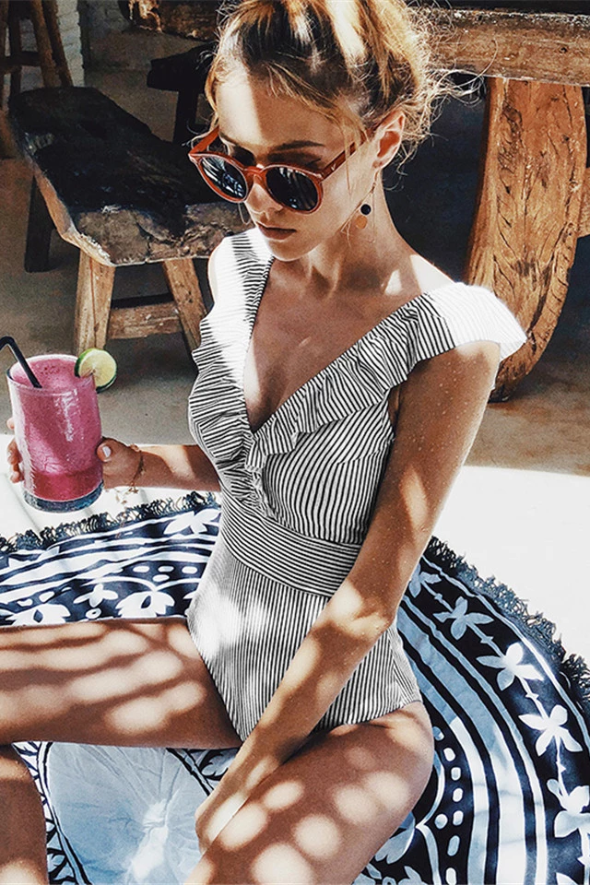 Retro striped swimsuit for women