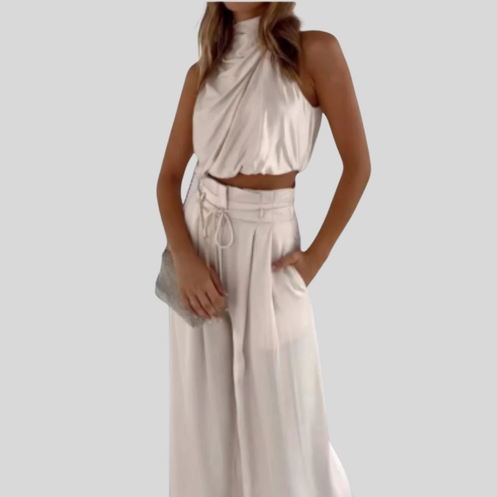 Dame sommer-jumpsuit – Minimalistisk design med allsidig preg