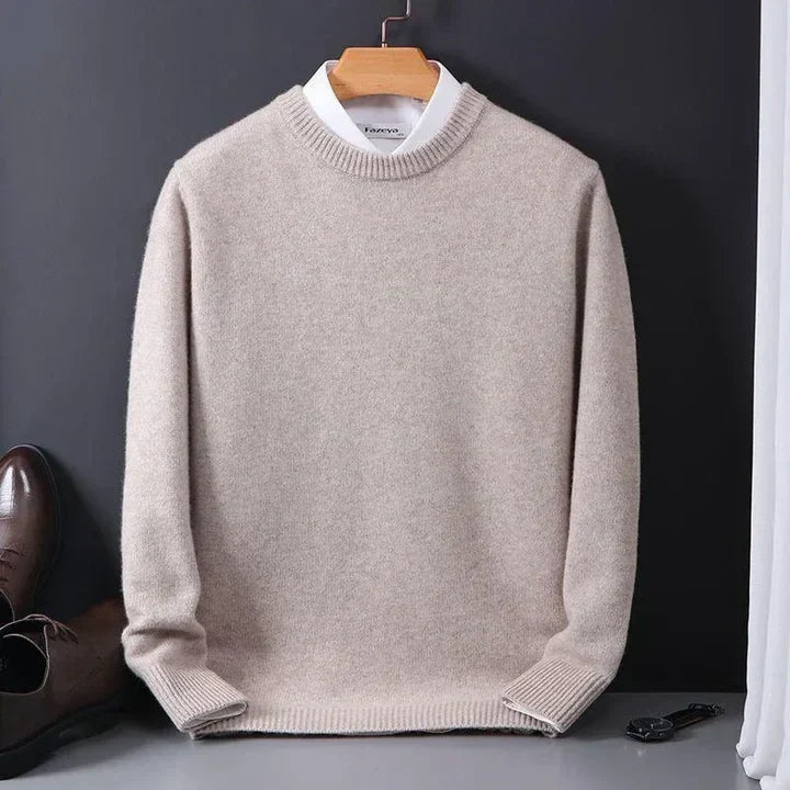 Classic cashmere sweater for men