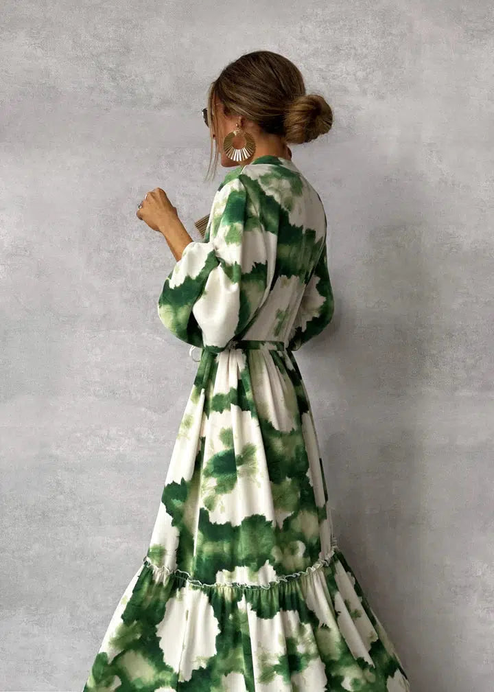 Elegant maxikjole med V-utringning